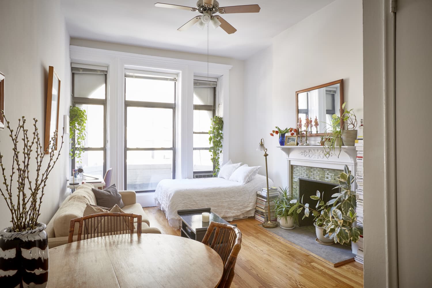 260SquareFoot Upper West Side Studio Apartment Apartment Therapy